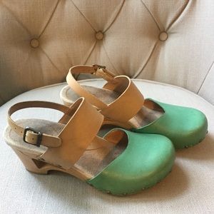 Dansko Mary Jane sandals. Size 37.